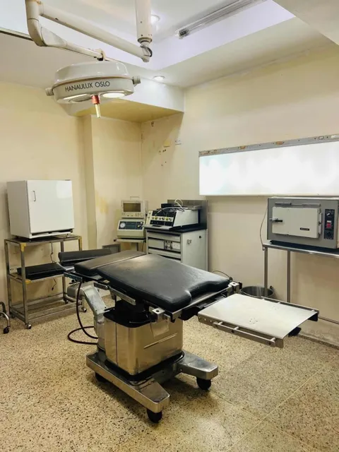 Local Comercial Con Infraestructura De Centro De Salud