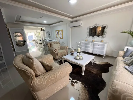 Np Alquila Townhouse Amoblado Los Aleros Guataparo Cod284774