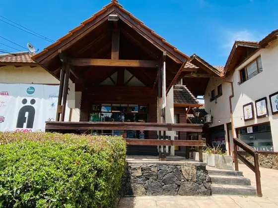 Venta De Local En Centro De  Villa General Belgrano - Lph0008