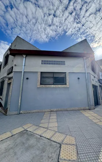 Casa En  Zona Mataderos