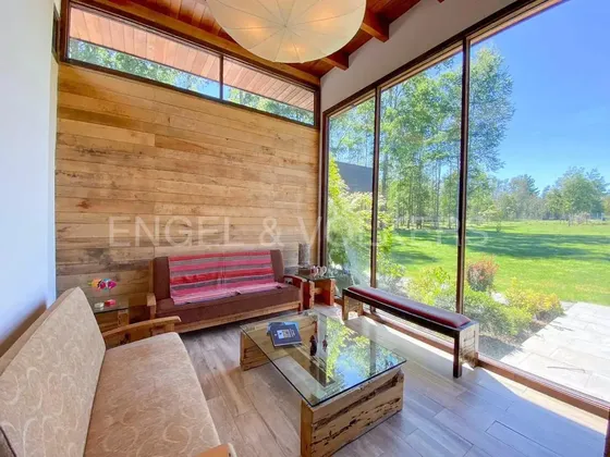 Moderna Casa Entre Villarrica Y Pucón.