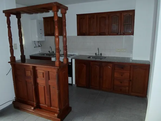 Oportunidad Apto Banco Departamento Gonnet P.b. 2 Dormitorios Espacio Verde Común + Espacio Auto