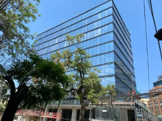 Arriendo De Oficinas Sector Suecia Id 47.970-ofi