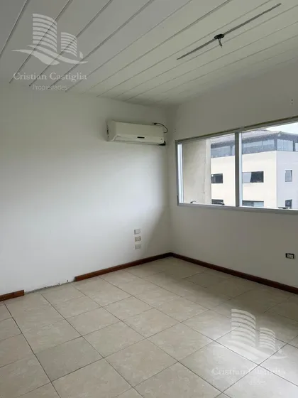 Oficina En Riviera Park