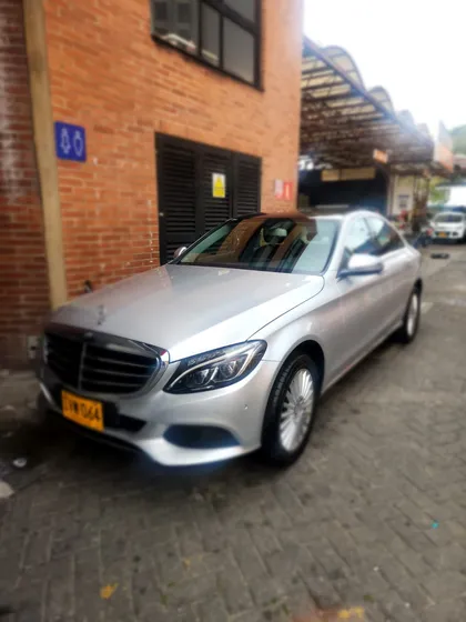 Mercedes-benz Clase C 2.0 Amg
