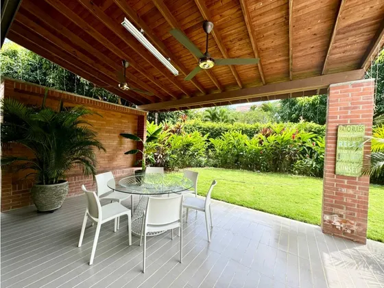 Rhbr-14254 (casa Campestre) 2 Niveles (santa Fe De Antioquia)