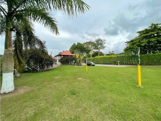 Se Vende Hotel Campestre Barcelona Calarcá Quindio