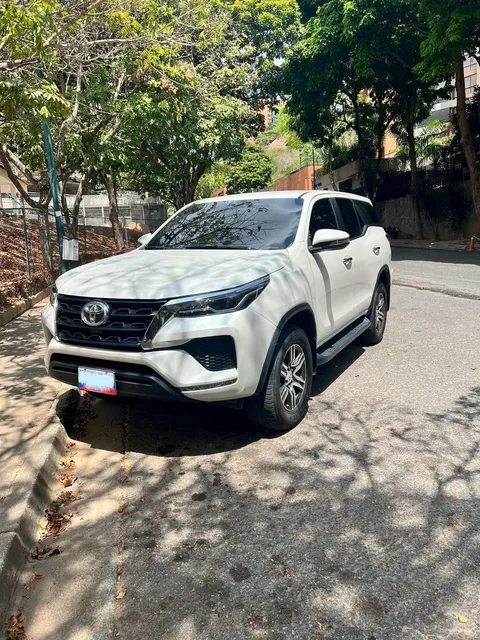 Toyota Fortuner Dubai