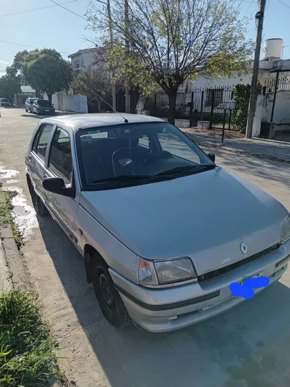Renault Clio 1.4 Rsi