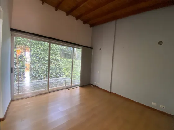 Espectacular Casa Altos Del Poblado Sector Exclusivo En Medellin