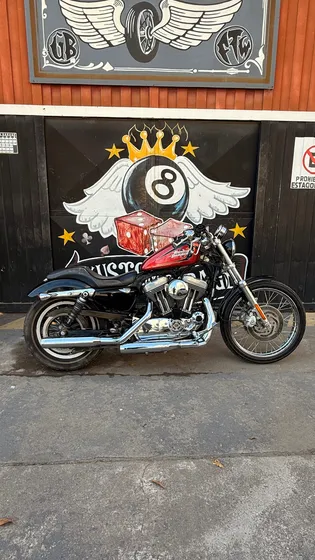 Harley Davidson Roadster 1200