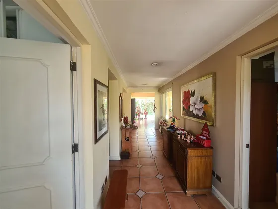 Casa En Venta De 4 Dorm. En Las Condes