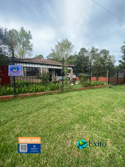 Vendo Casa En Una Sola Planta, Al Sur 450m2 Con Jardín, Piscina 3dorm, Parrillero, A 1 De Ruta Ib. Las Toscas