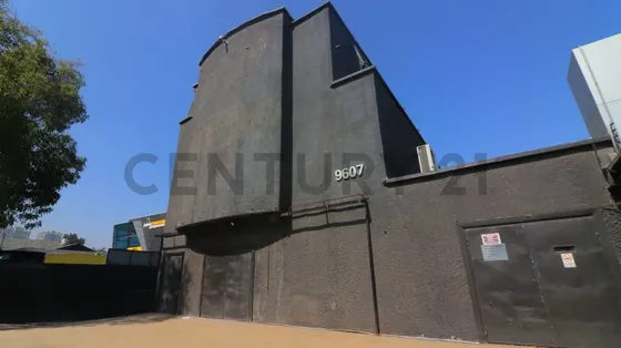 Local Comercial En Venta En Vitacura.... Con Gran Potenci...