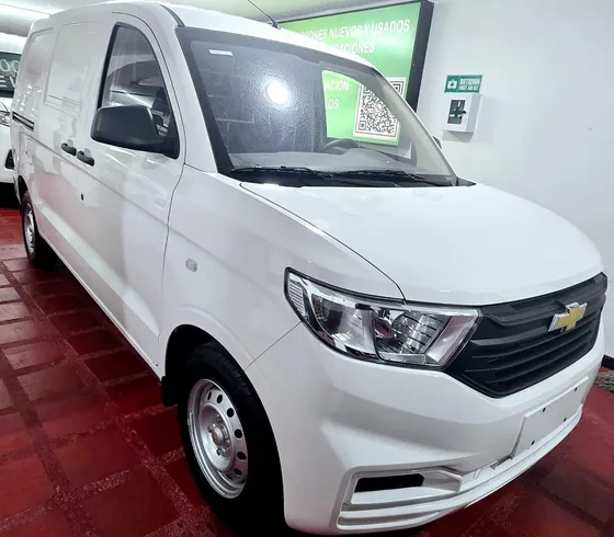 Chevrolet N400 1.5 Pasajeros