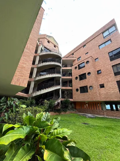 Apartamento En Venta Pueblo Nuevo San Cristóbal Mg197