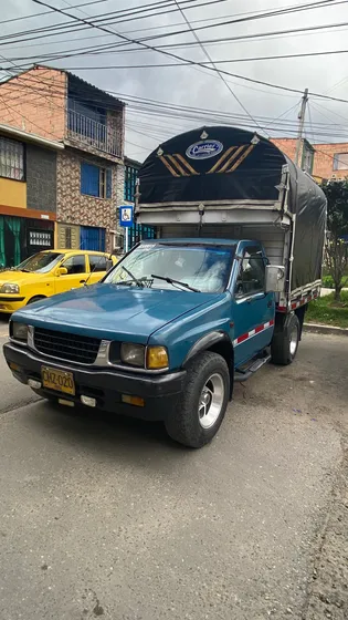 Chevrolet Luv 2.3 Dlx Tfr