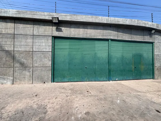 Galpon En Alquiler Av. Costanera A Pie De Calle