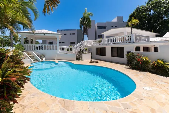 Oceanview 3-bedroom Home With Pool  Steps From The Beach!