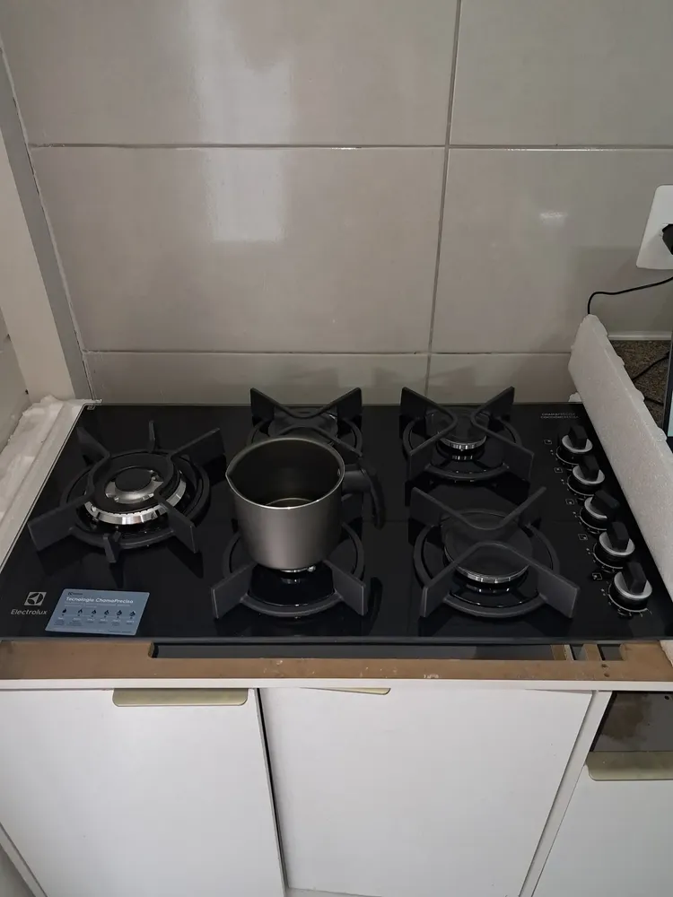 Foto de comprador do Cooktop Electrolux KE5GW instalado