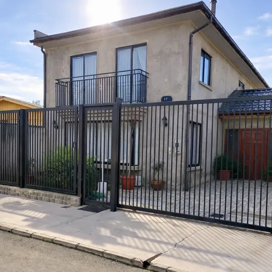 Excelente Propiedad En Villa Padre Hurtado, Buin