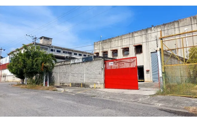 Galpon Centro Industrial Cloris 2.060 Mt2 En Venta Y Alquiler Parcial