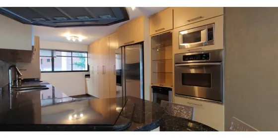 Vendo Apartamento 170+110m2 Las Esmeraldas 3700