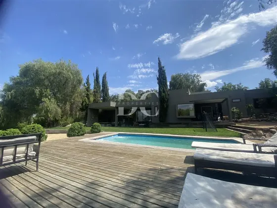 Casa Venta De 4dorm Chicureo Centro Colegio Pioneros Colina
