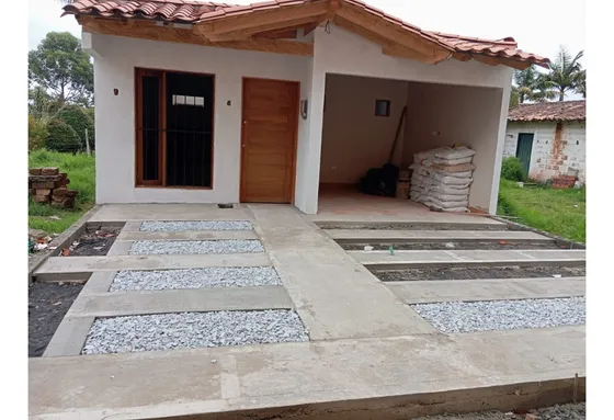 Casa En Venta En La Ceja Sector Payuco