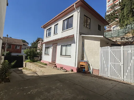 Arriendo Estupenda Casa En Centro De Viña