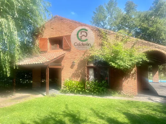 Casa En Alquiler  Anual  Country Club Banco Provincia 