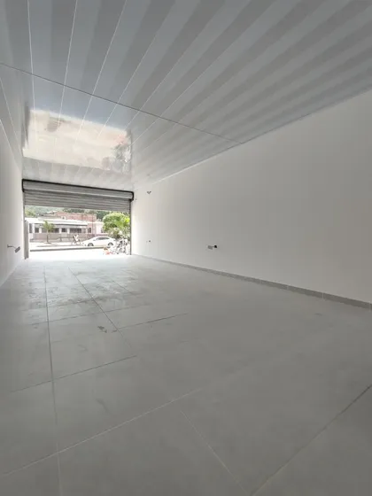 Local En Arriendo En Pizarreal. Cod A29106