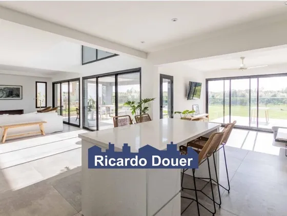 Casa  En Venta En El Naudir, Escobar, G.b.a. Zona Norte