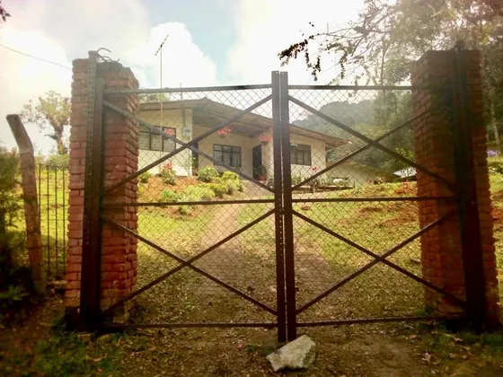 215  Se Vende Hermosa Casa Campestre Ubicada En La Elvira  Vereda El Vergel / Cali
