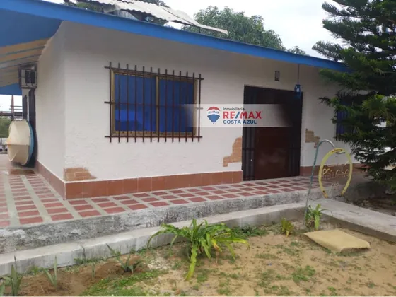 En Venta Parcela Con Hermosa Casa Lista Para Disfrutar En El Parcelamiento Marite En Chichiriviche