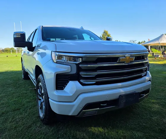 Chevrolet Silverado 5.3 V8 High Country
