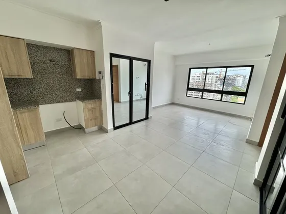Apartamento En Evaristo Morales