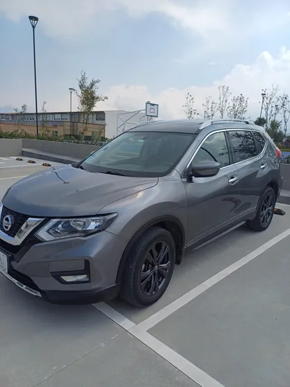 Nissan X-trail 2.5 Advance 2 Row Cvt