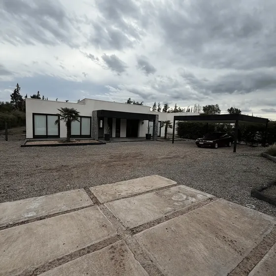 Vista publicada del arriendo en Colina