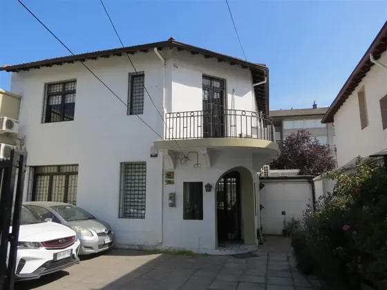 Venta Casa 7 Dorm., 3 Baños, 4 Estac. Providencia