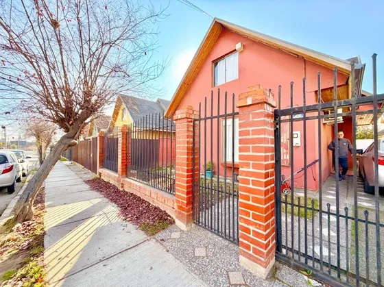 Casa En Venta Machalí 3d 2b | Suite Primer Piso | Alto Los C