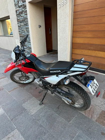 Unico Dueño. Km Reales. Cubiertas Nuevas. Vdo Honda Xr 150 L