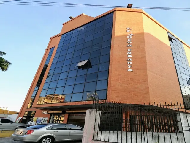Oficinas En Alquiler Las Avenidas, Av. Luis Del Valle García