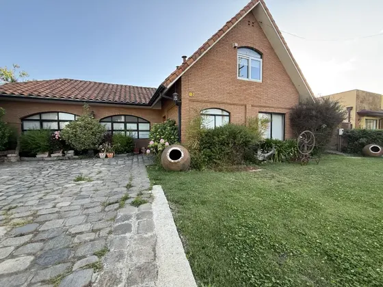 Vendemos Excelente Casa Loteo Cerrado En Las Rastras Talca