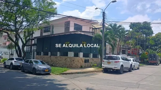 Se Alquila  Local Esquinero  En El Corazón Gastronómico De San Fernando Cali
