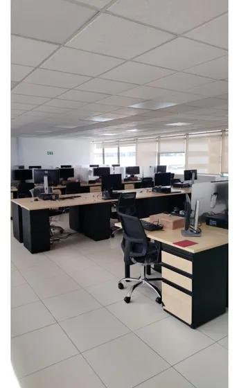 Oficina 216 M2 En Arriendo, Centro Internacional