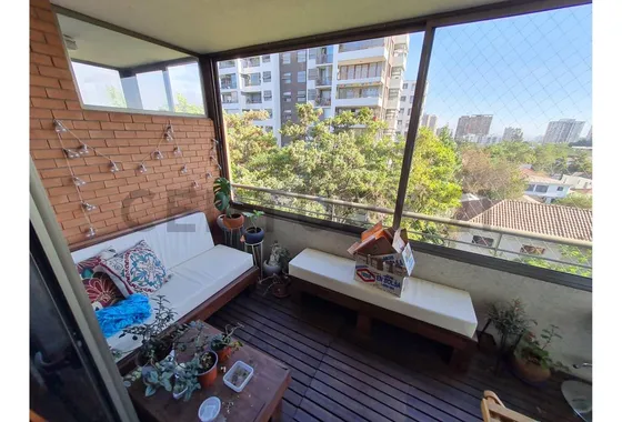 Depto. 2 Dorm. Providencia Barrio Italia.