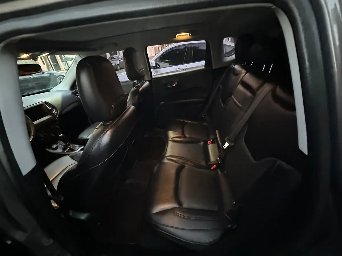 Jeep Compass 2.4 Longitude Plus 4X45178537934546739214