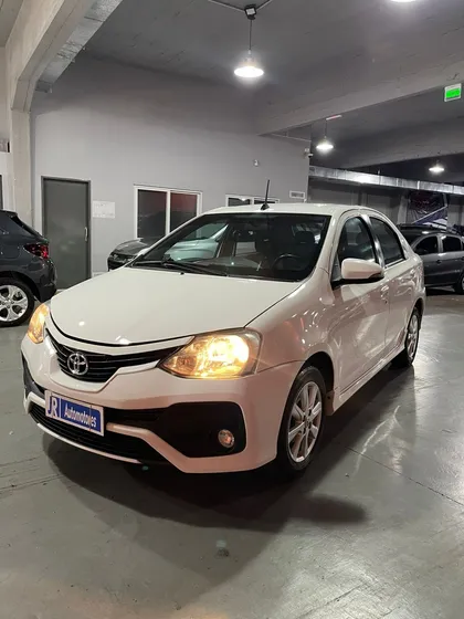 Toyota Etios 1.5 Xls
