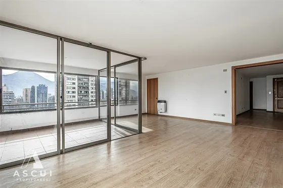 Departamento En Venta De 3 Dorm. En Las Condes